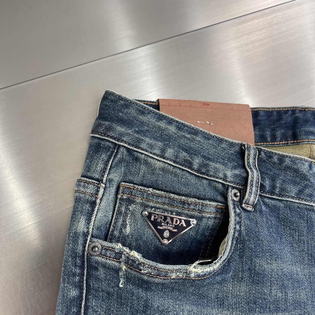 -PRAD 25秋冬完美洗水牛仔裤柔软亲肤面料 奢华头层牛皮腰牌 经典蓝洗水 奢华感订制面料 工艺+洗水
