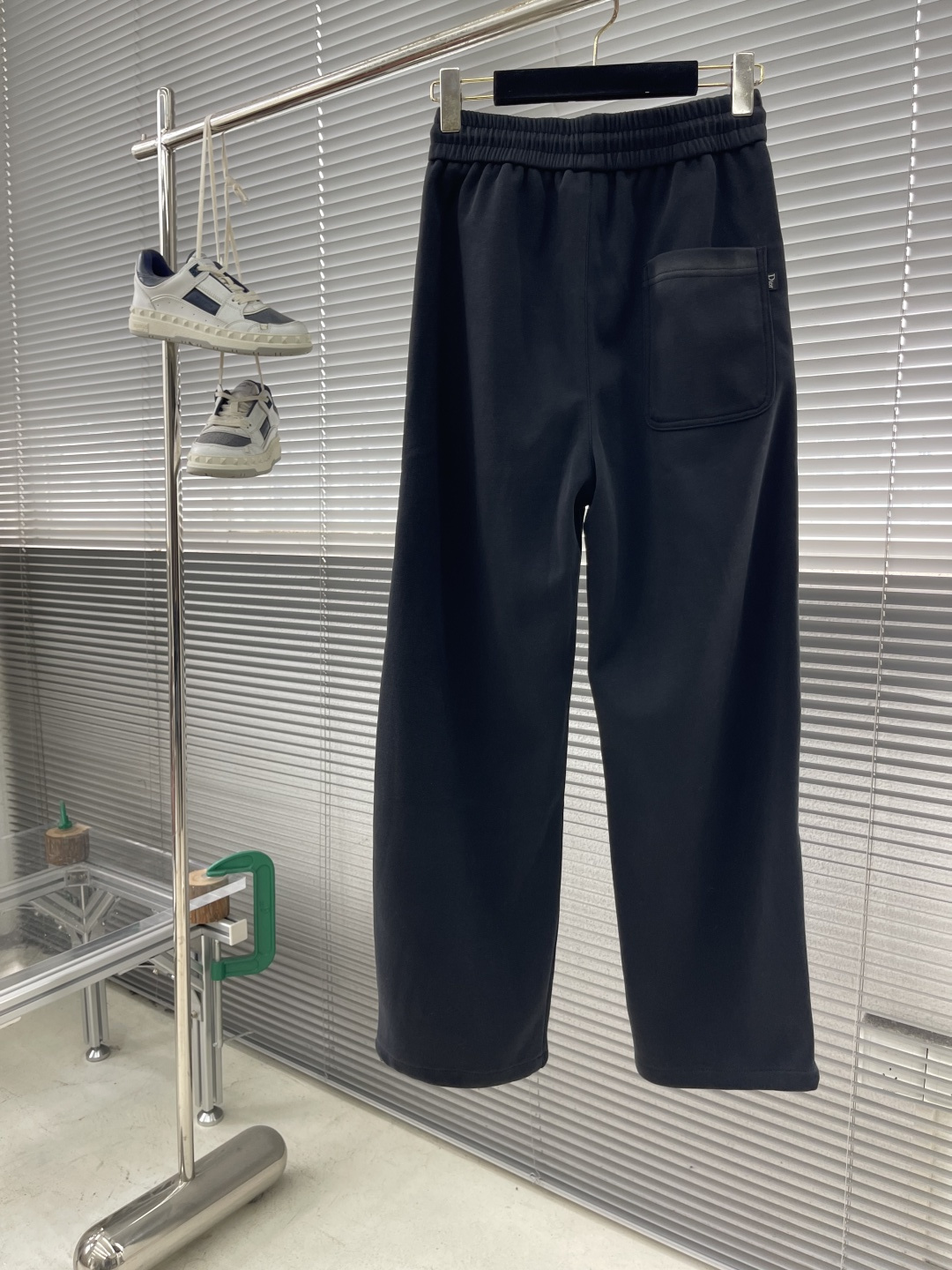 -Dio 25fw新款，logo字母印花洗水造旧磨卫裤，复古洗水造旧工艺 手工刷白定制面料 直筒设计 剪