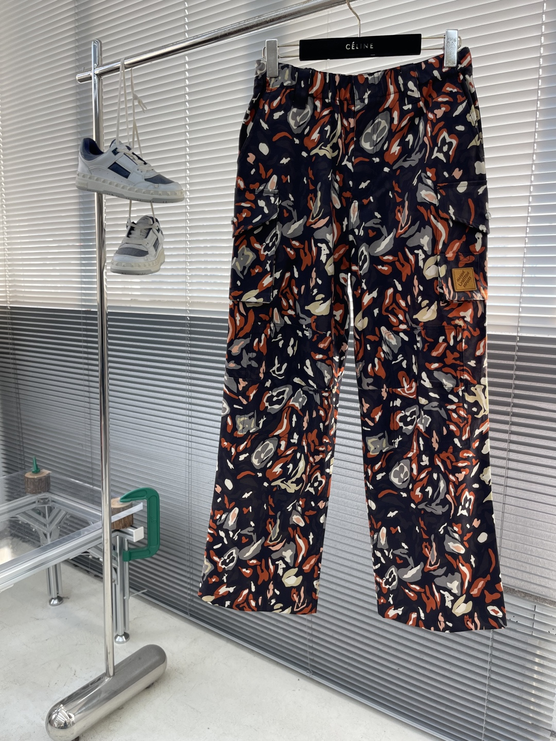 -驴牌 25ss新款 Nigo 联名款迷彩多口袋设计长裤工装裤 男款码数：S.M.L.XL.裤长 106