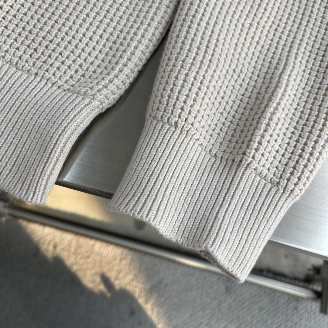 -Stone Island 2025秋冬系列休闲毛衣码数：M-3XL 微阔版型臂袖经典罗盘章仔 经典百搭