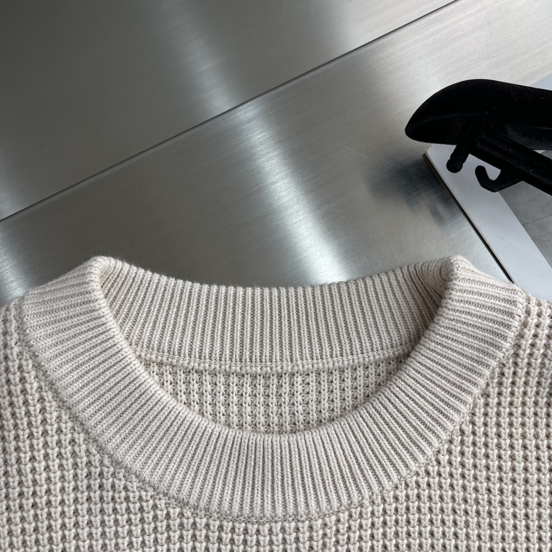 -Stone Island 2025秋冬系列休闲毛衣码数：M-3XL 微阔版型臂袖经典罗盘章仔 经典百搭