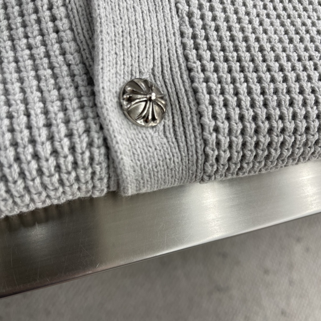 -CH 克罗心 2025秋冬系列针织开衫码数：S-XXL 男女同款 纱线采用细针织法，上身舒适，今年最好