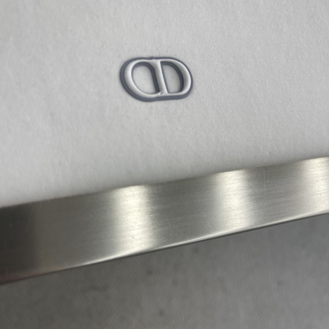 -Dio 2025秋冬系列短袖T恤码数：M-5XL 常规版型抗菌保暖棉。面料布面细腻，延展性强，光泽度好