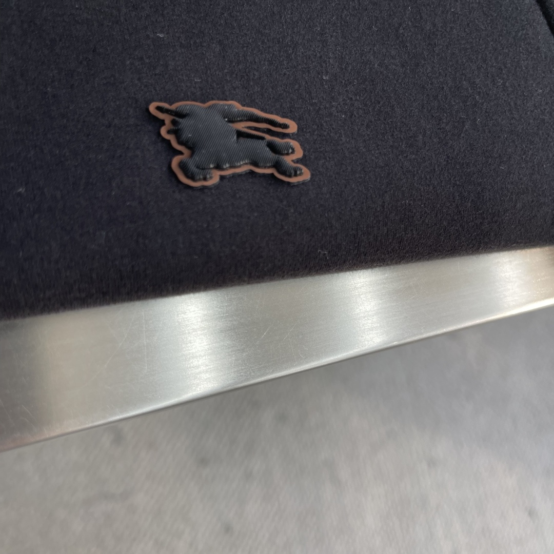 -BBR 2025秋冬系列短袖T恤码数：M-5XL 常规版型抗菌保暖棉。面料布面细腻，延展性强，光泽度好