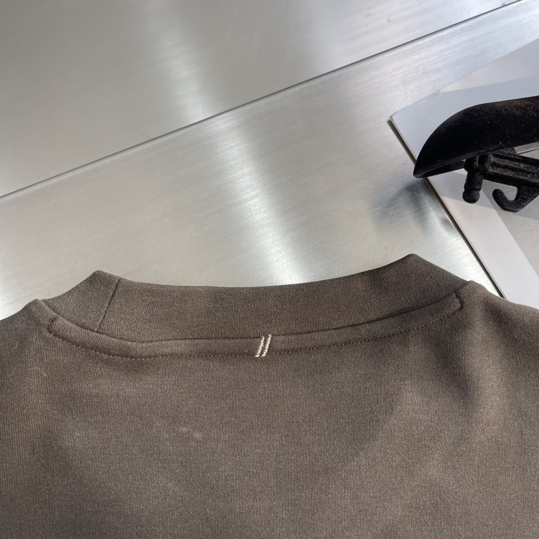 -BBR 2025秋冬系列短袖T恤码数：M-5XL 常规版型抗菌保暖棉。面料布面细腻，延展性强，光泽度好