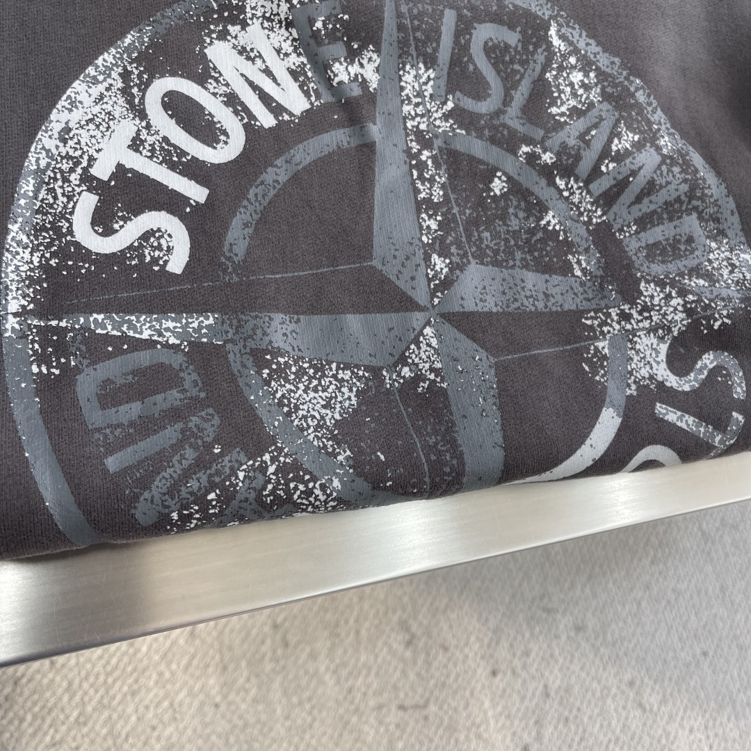 -Stone Island 2025秋冬系列休闲圆领卫衣码数：M-5XL 微阔版型轻量棉感卫衣。石头家同