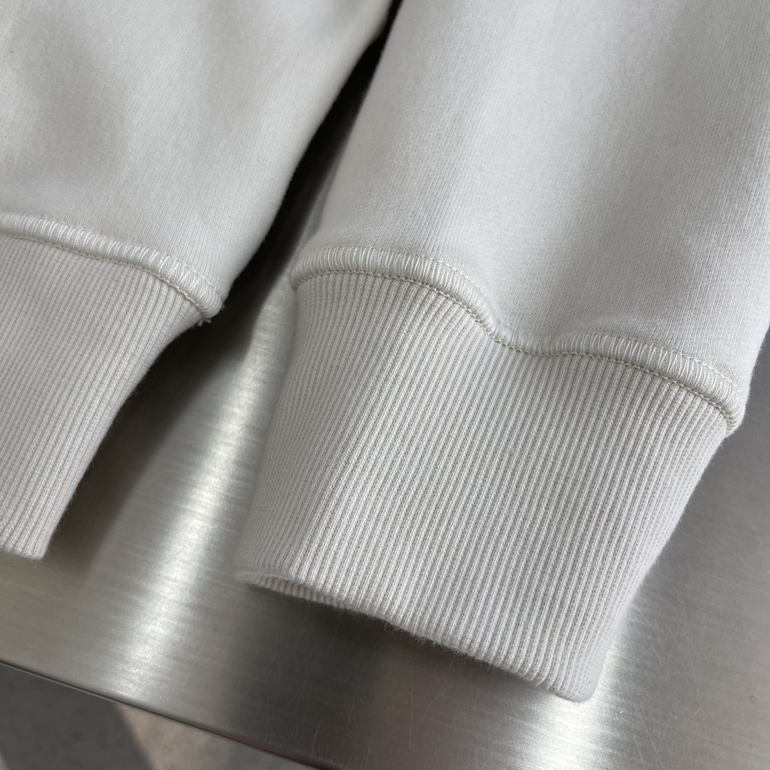 -Stone Island 2025秋冬系列休闲圆领卫衣码数：M-5XL 微阔版型轻量棉感卫衣。石头家同