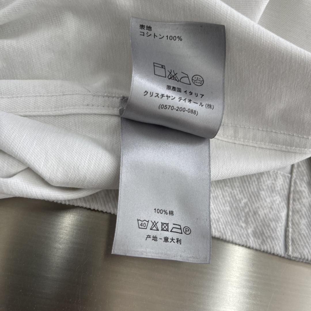 -Dio 25秋冬新款标签衬衣外套柔软细腻，胸前标识，款式新颖别致，让您穿着更加舒适，是秋日挺括衣装的不