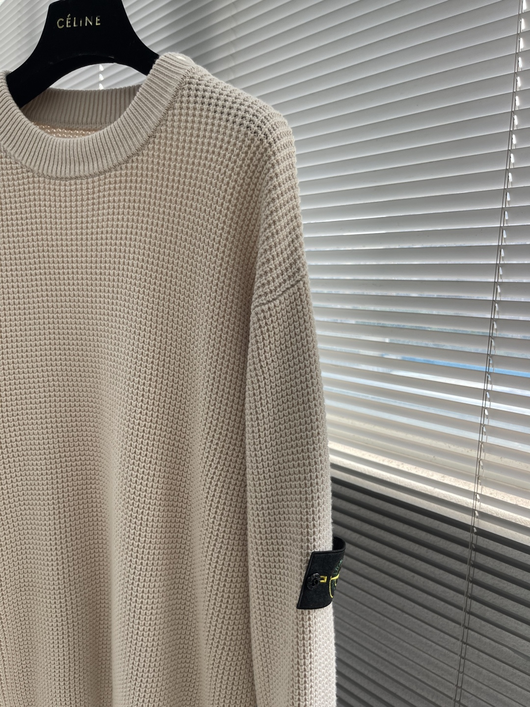 -Stone Island 2025秋冬系列休闲毛衣码数：M-3XL 微阔版型臂袖经典罗盘章仔 经典百搭