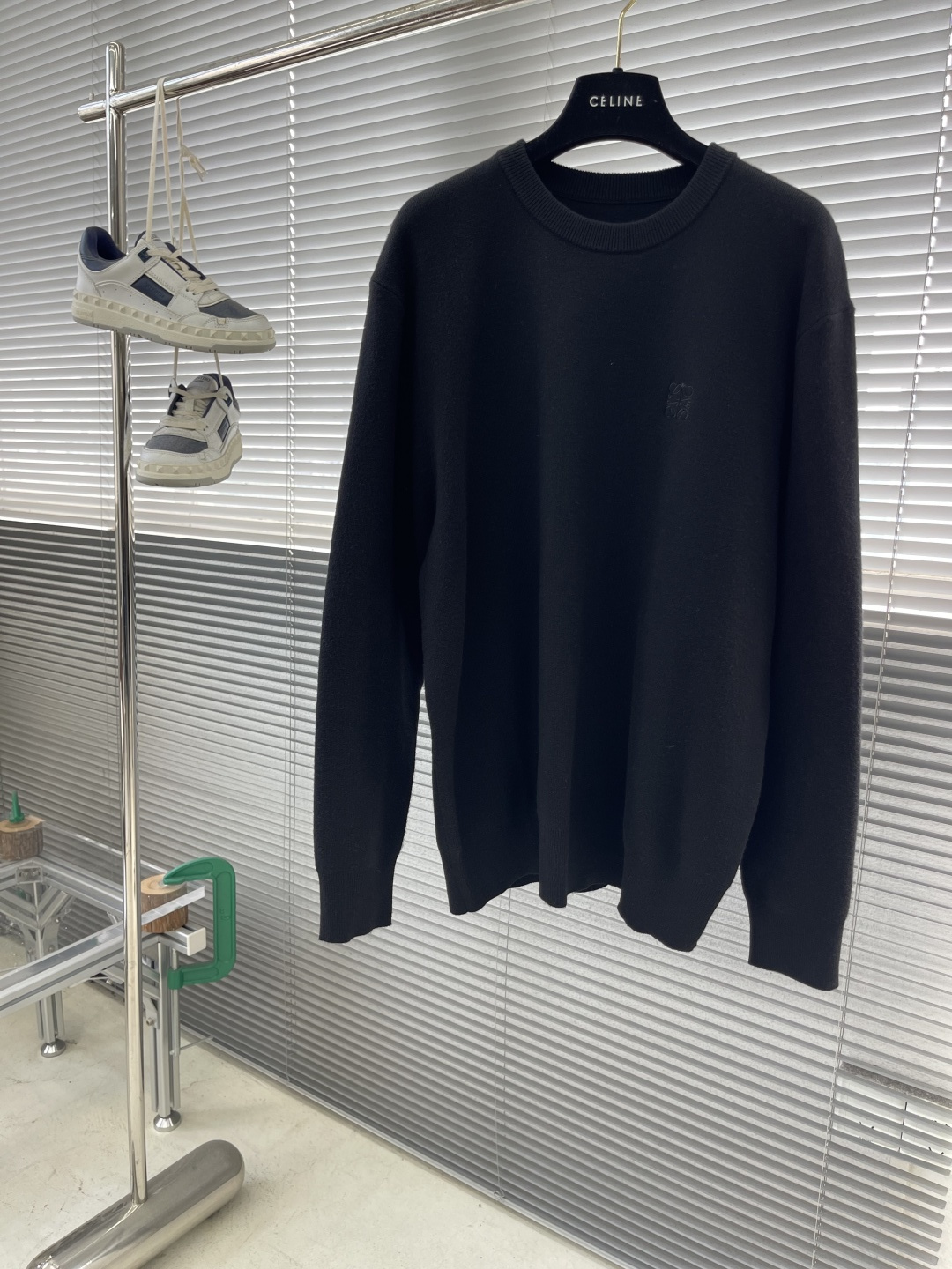 -LOEW 2025秋冬系列针织毛衣尺码: M-3XL 微阔版型工艺：绣花标识Logo，料子亲肤柔软 保