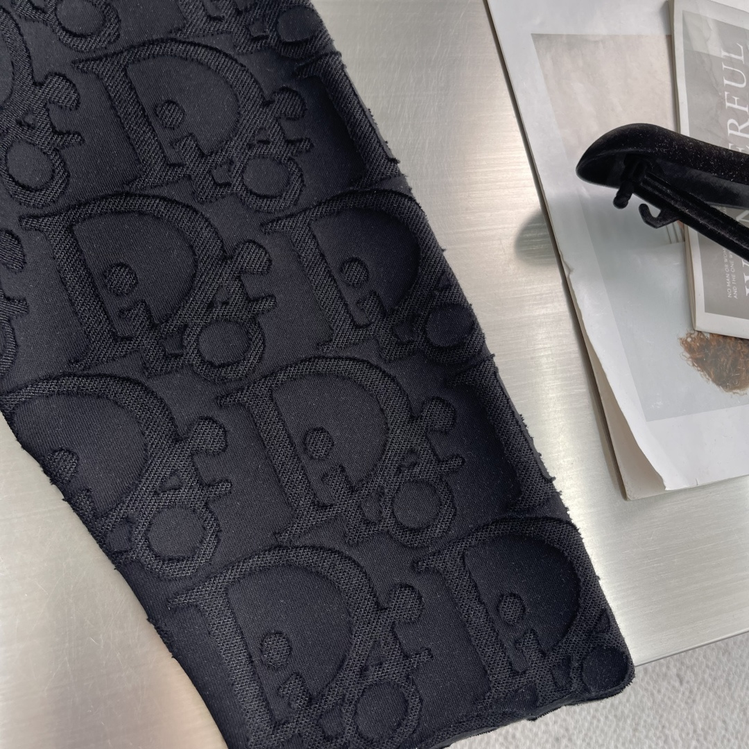 -Dio 2025fw新款提花字母logo工艺刺绣休闲宽松棉质面料长袖卫衣男女同款 码数：S-XL