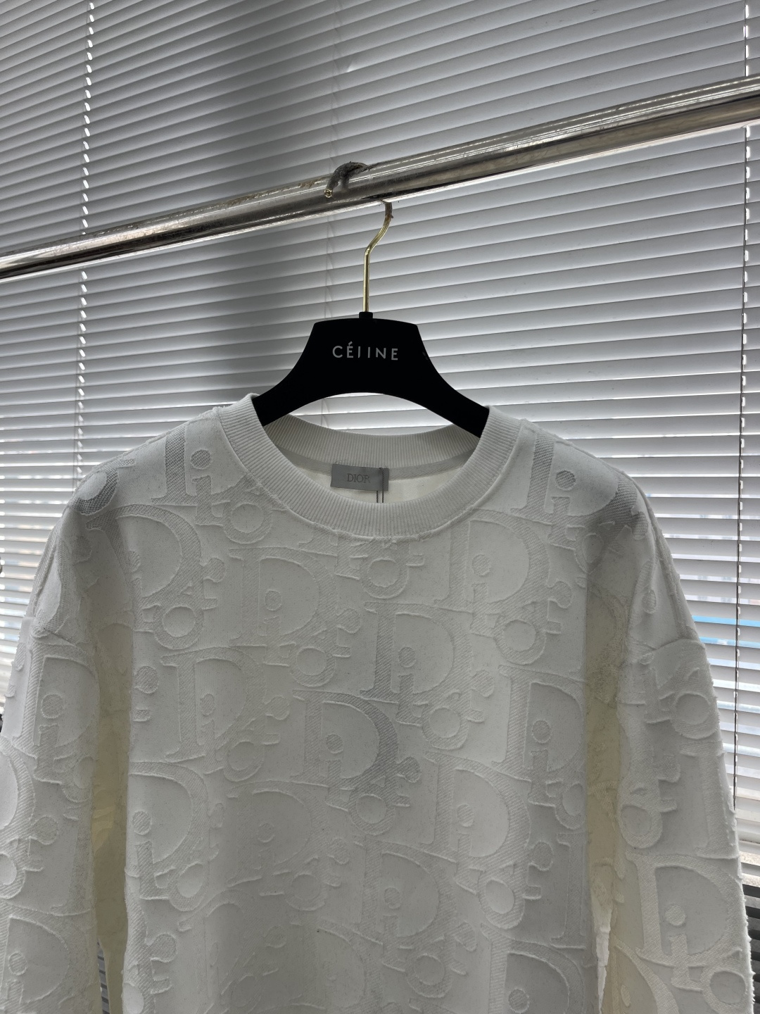 -Dio 2025fw新款提花字母logo工艺刺绣休闲宽松棉质面料长袖卫衣男女同款 码数：S-XL