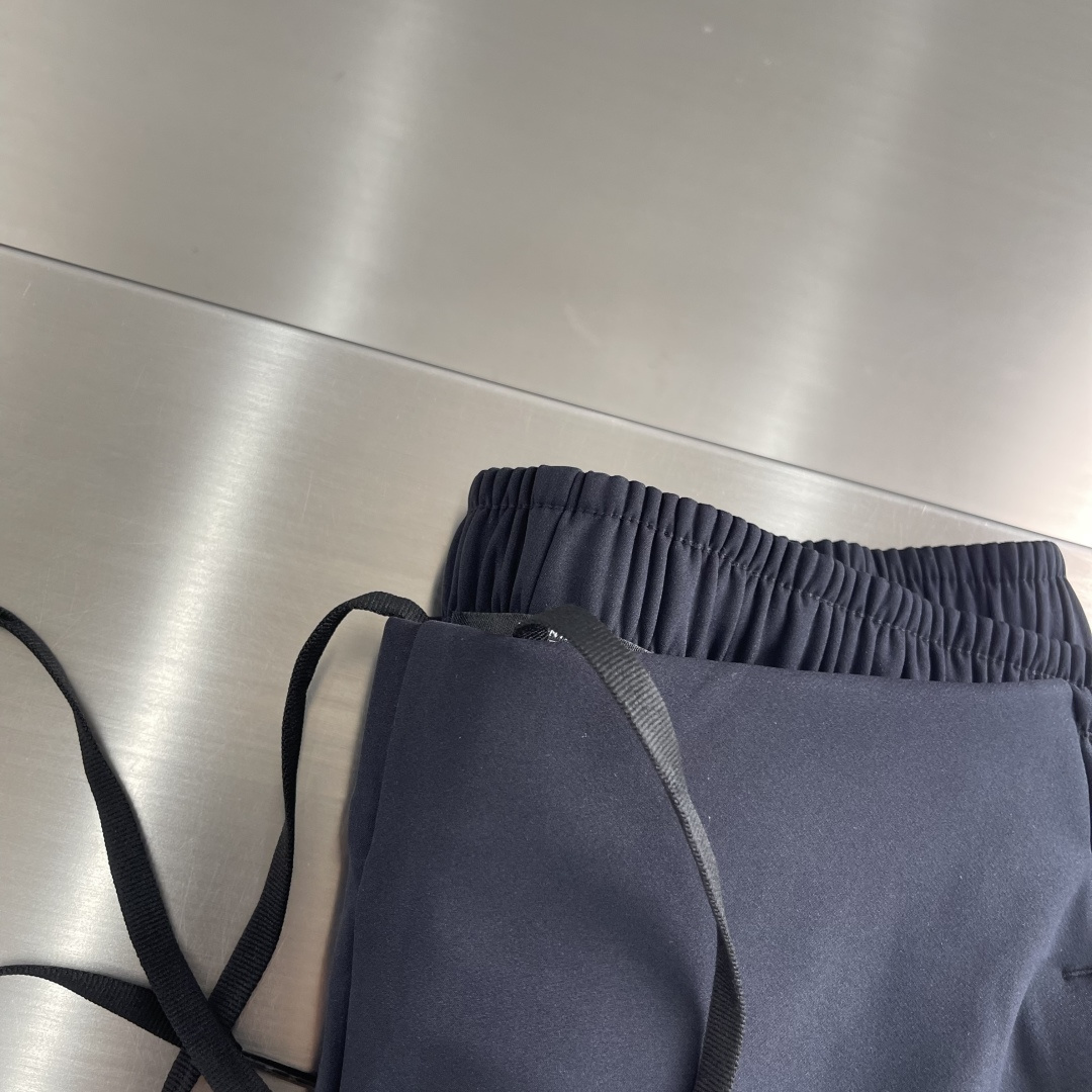 -迪桑特 训练运动健身男士保暖复合加绒梭织运动长裤，保暖弹力穿着舒适，科技面料爆款延续全天候传奇保暖防风