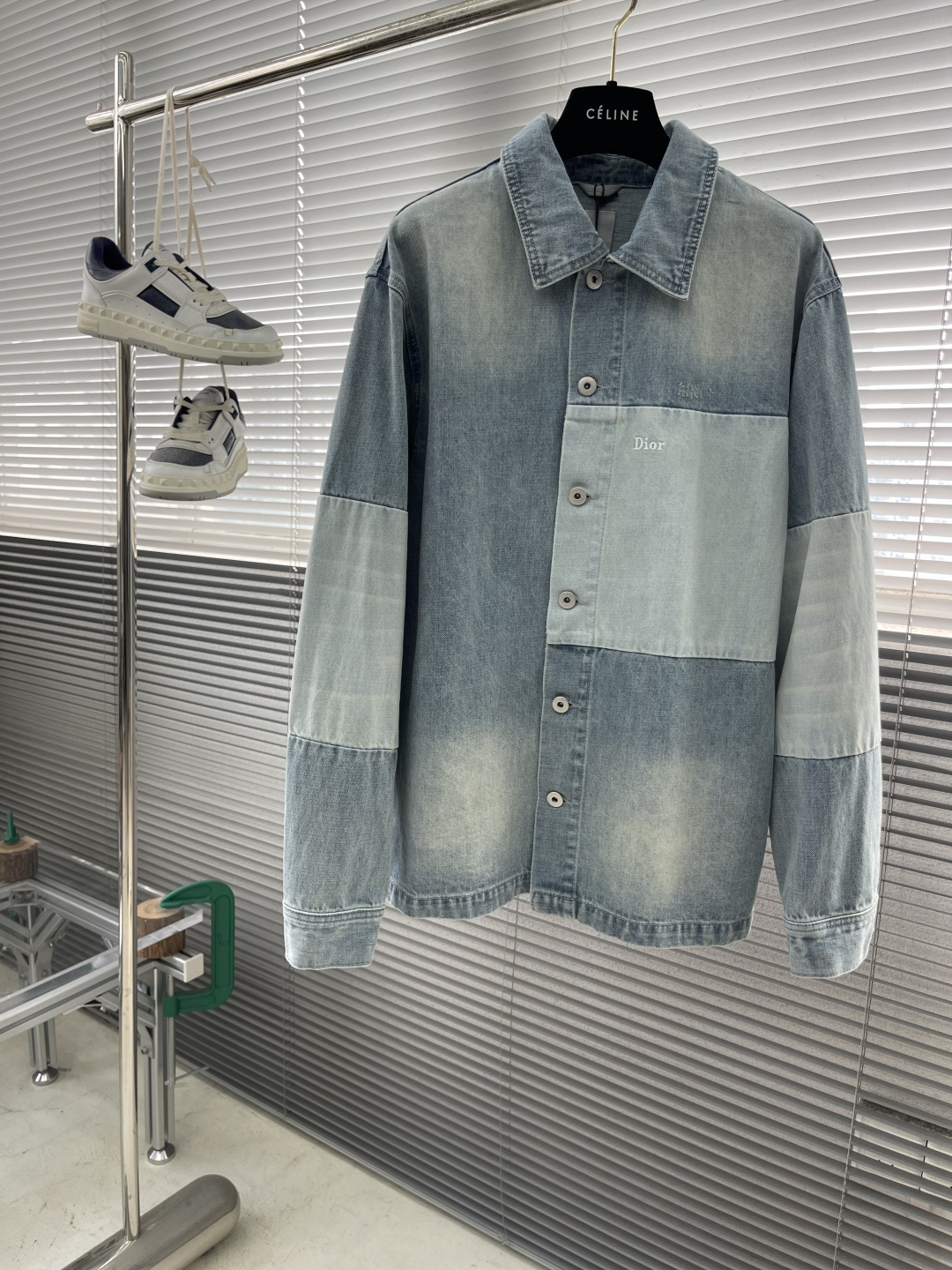 -Dio 25ss新款CD新款水洗拼接刺绣牛仔外套 定制石磨水洗棉质丹宁牛仔布面料重度洗水磨白工艺，定制