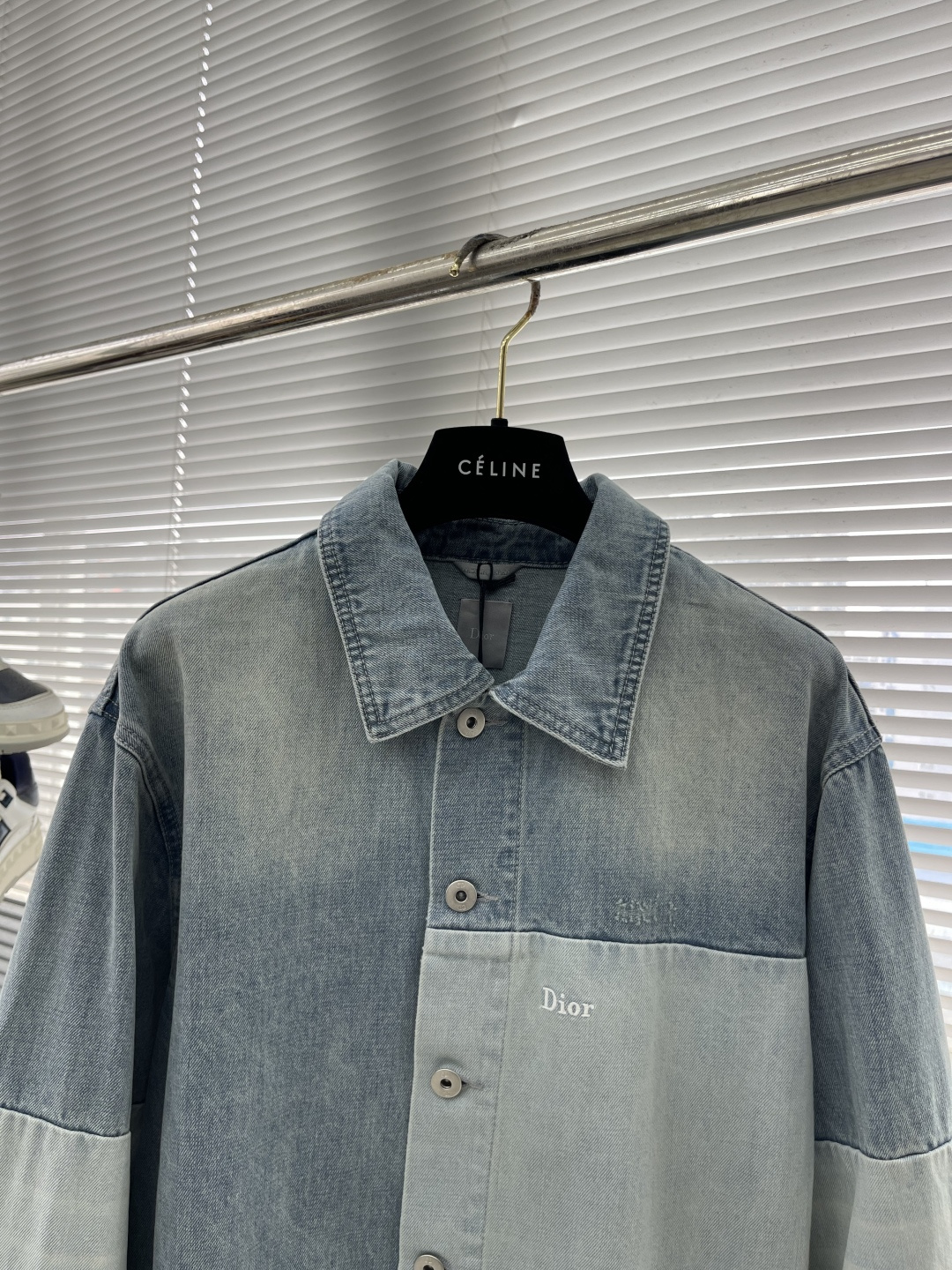 -Dio 25ss新款CD新款水洗拼接刺绣牛仔外套 定制石磨水洗棉质丹宁牛仔布面料重度洗水磨白工艺，定制
