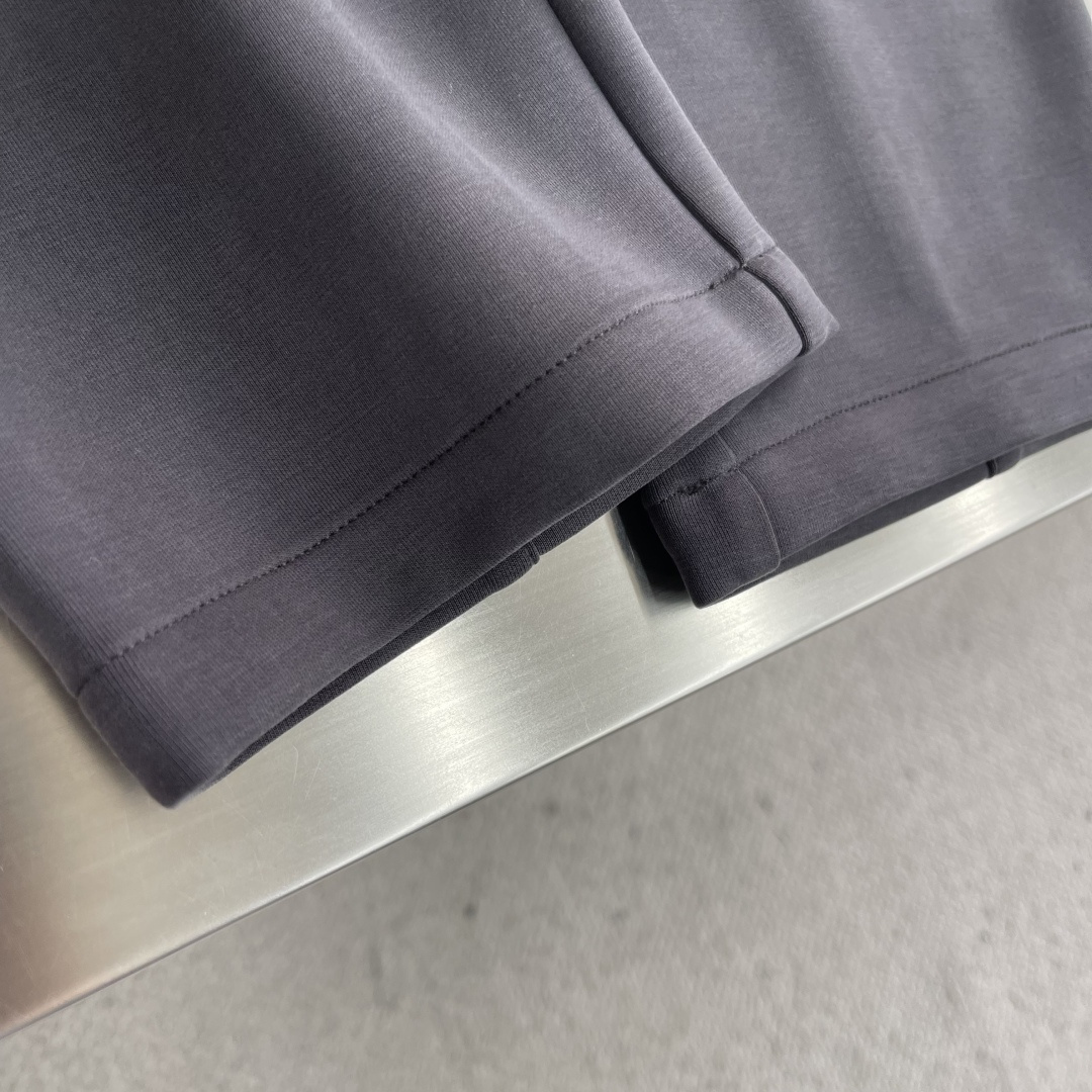 -PRAD 男士休闲裤👍 最新款上身版型无敌正！绝对可以闭眼收的一款此款裤子非常百搭，弹力腰围,日常上班