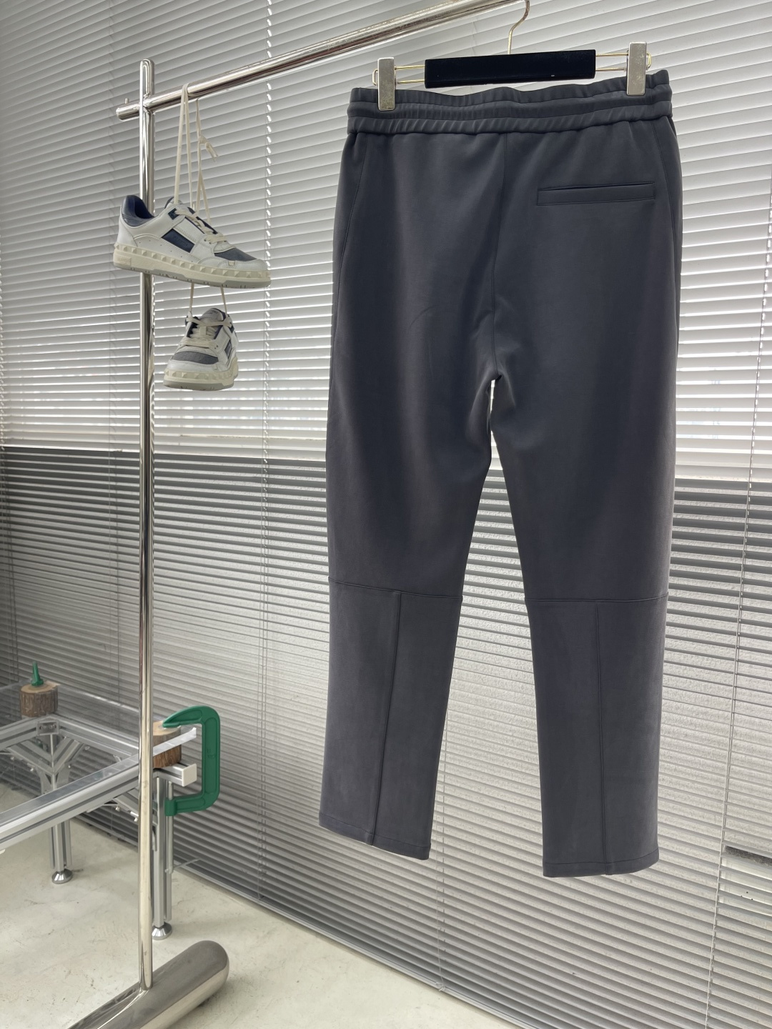 -PRAD 男士休闲裤👍 最新款上身版型无敌正！绝对可以闭眼收的一款此款裤子非常百搭，弹力腰围,日常上班