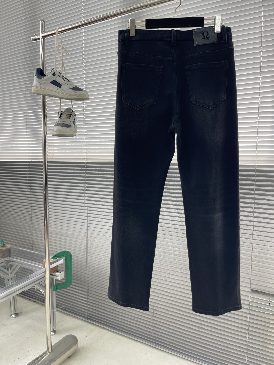 -lululemon 2025fw好穿不挑身材在搭配上没有太多的限制 随意简洁的衬托其他单品，来展现自己