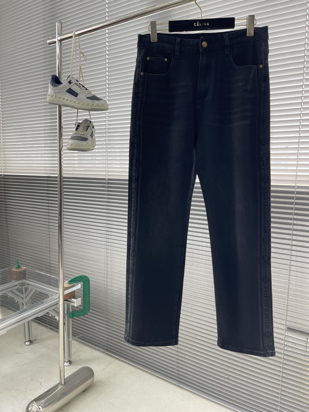 -lululemon 2025fw好穿不挑身材在搭配上没有太多的限制 随意简洁的衬托其他单品，来展现自己