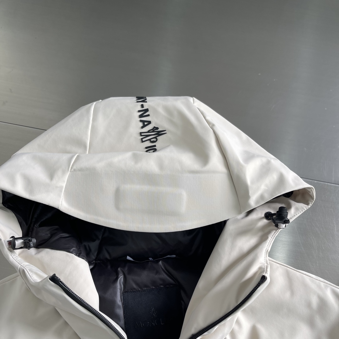 -2025秋冬新款Mon Grenble系列男士压胶滑雪羽绒服. 彰显造型气质的不朽传奇.极致款的休闲户