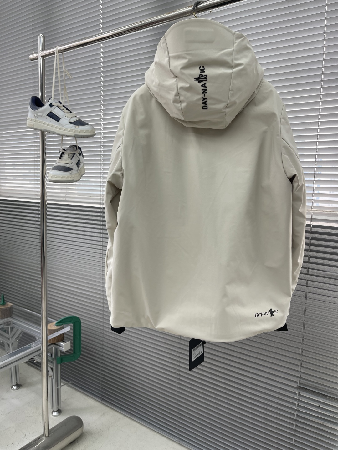 -2025秋冬新款Mon Grenble系列男士压胶滑雪羽绒服. 彰显造型气质的不朽传奇.极致款的休闲户