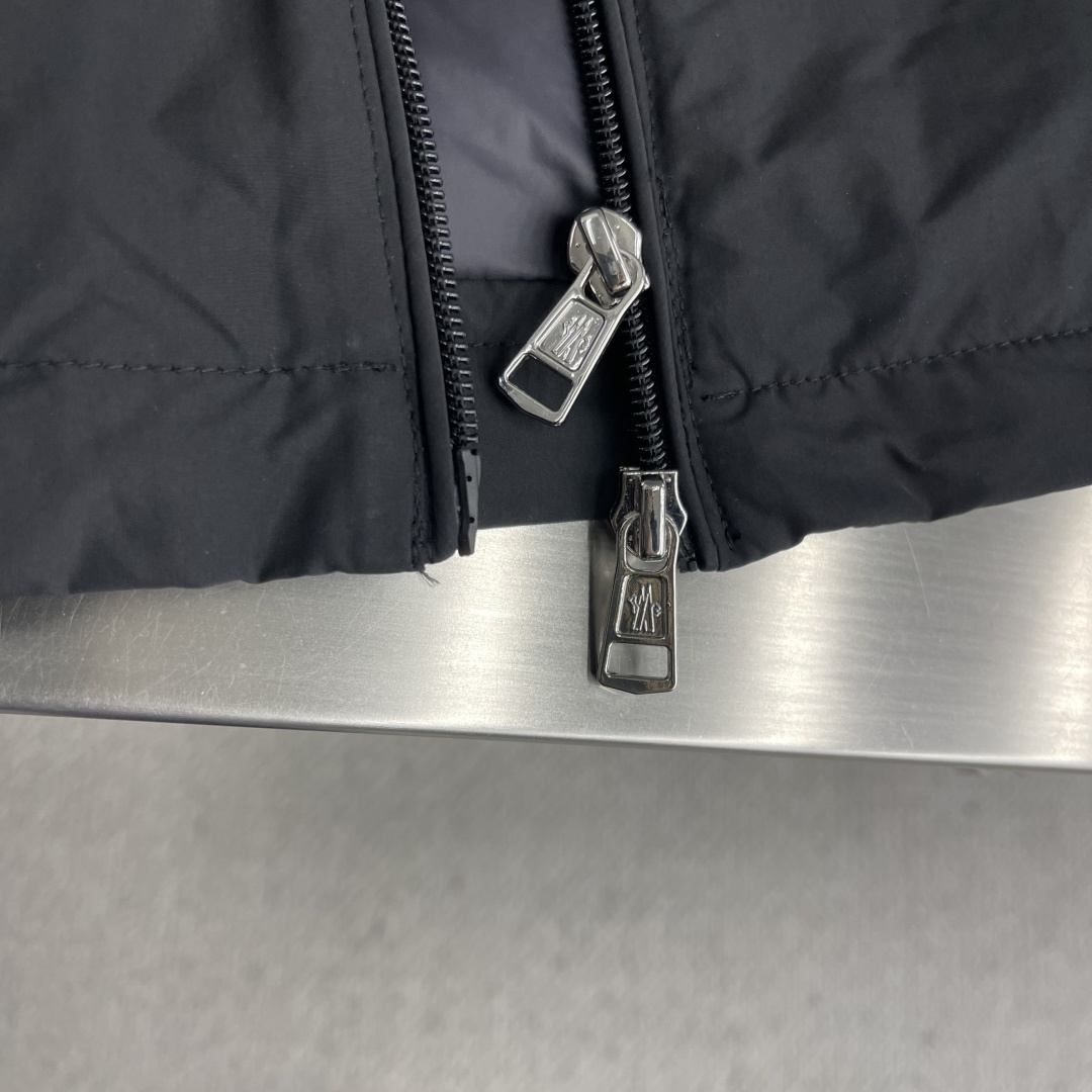 巴黎世家 盟可睐 高定典藏经典高奢皮具手袋托特包斜挎包女包 #071A3405 6