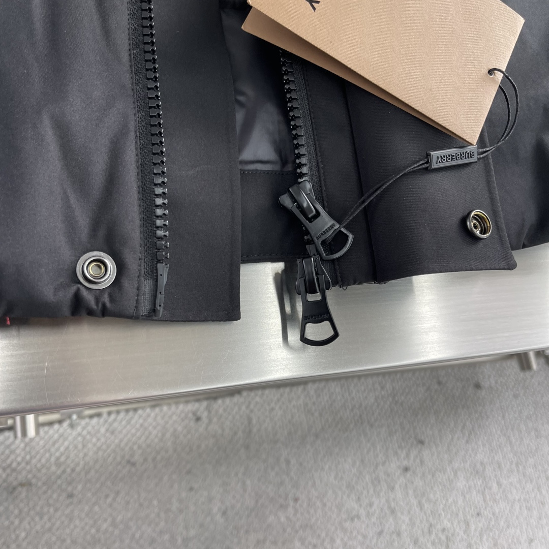 -BBR 2025秋冬🆕代工厂出口级别订单货品.品相完美.2024秋冬Mon*ler Grenble压胶