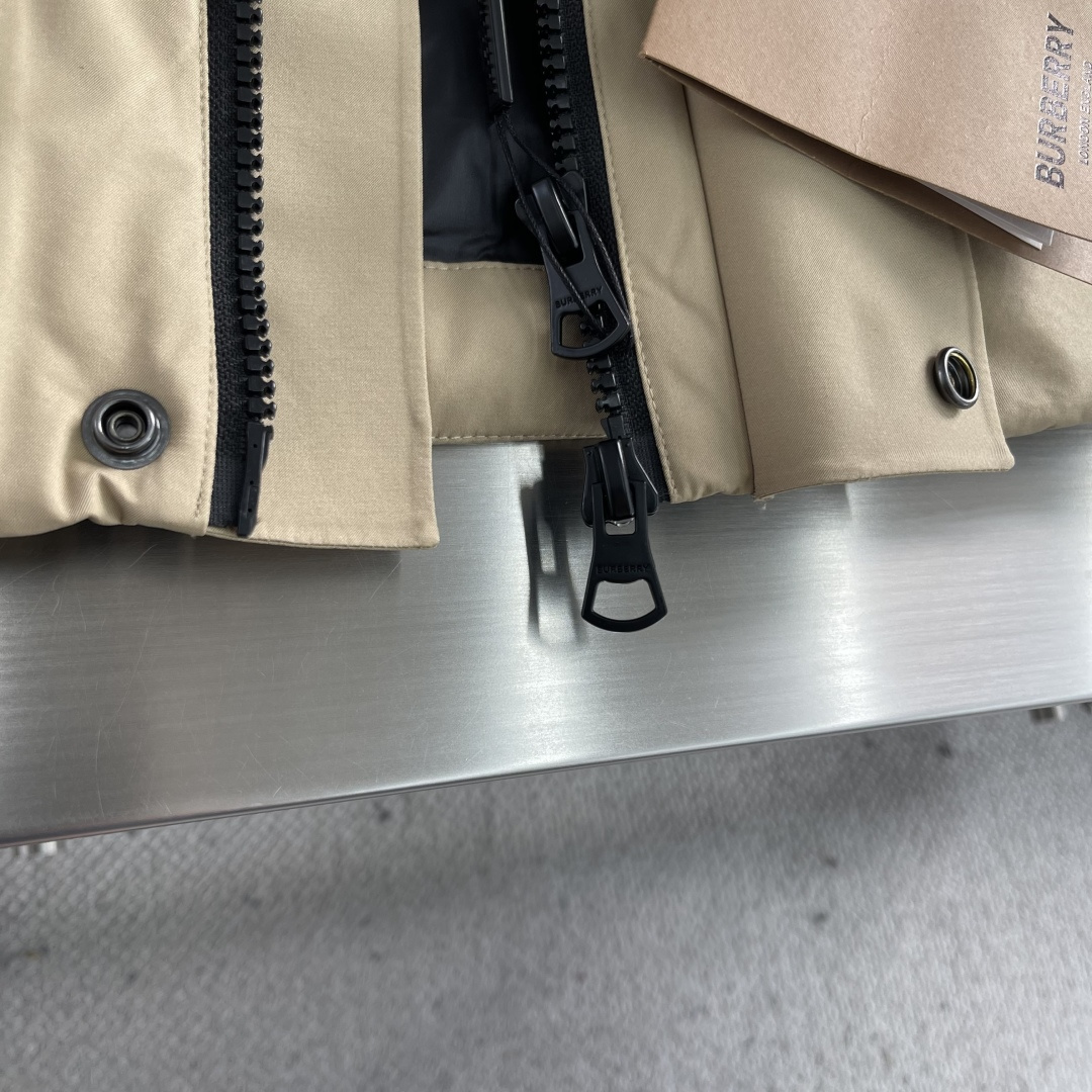 -BBR 2025秋冬🆕代工厂出口级别订单货品.品相完美.2024秋冬Mon*ler Grenble压胶