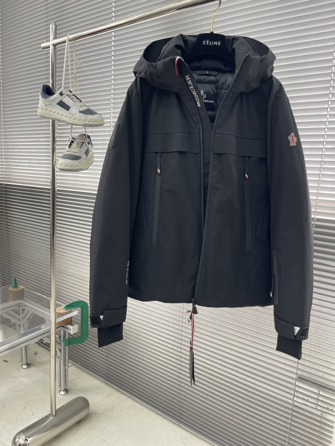 -mon 2025秋冬🆕代工厂出口级别订单货品.品相完美.秋冬Mon*ler Grenble压胶滑雪羽绒