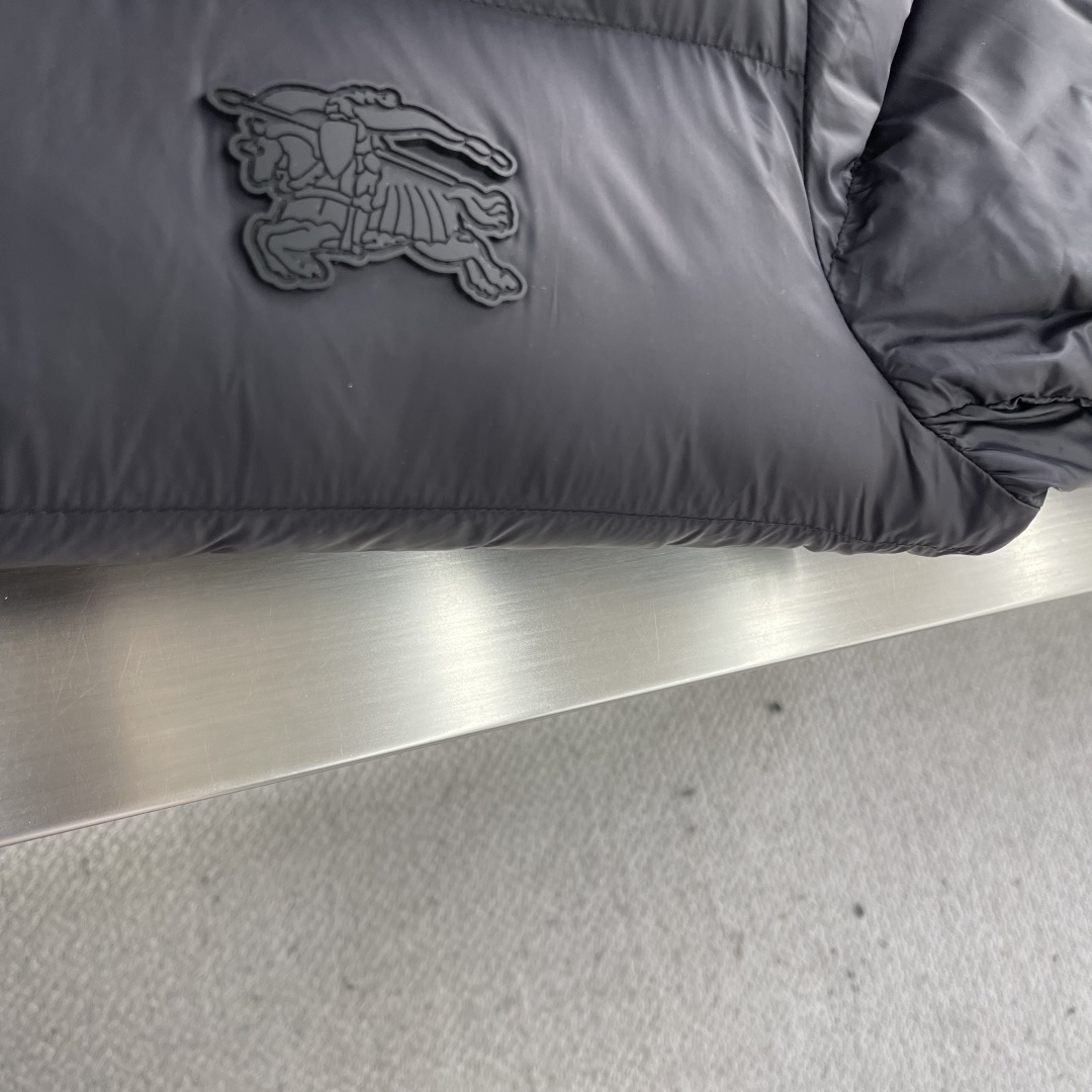 -BBR 25年新款冬季棉服外套一件穿出两种风格！两面双穿款，每年这种系列都是不够卖的！无论是低调黑面还