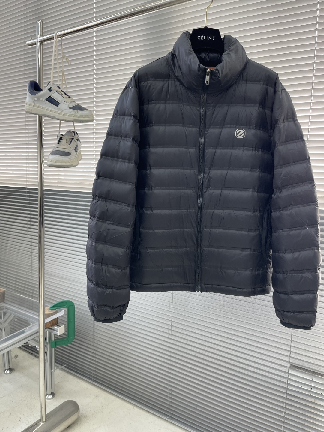 -Z ZEGN 25年冬装新款冲锋衣羽绒服非常期待的一款来袭！高性能面料，轻盈透气又能兼备防风防水！无缝