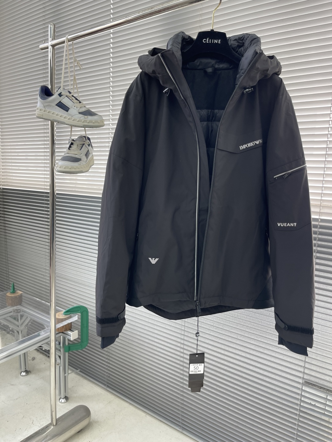 -EA 阿玛泥 25年冬装新款羽绒服简约时尚通勤羽绒服 顶级进口锦纶面料 质感很轻柔 超级好版型 上身超