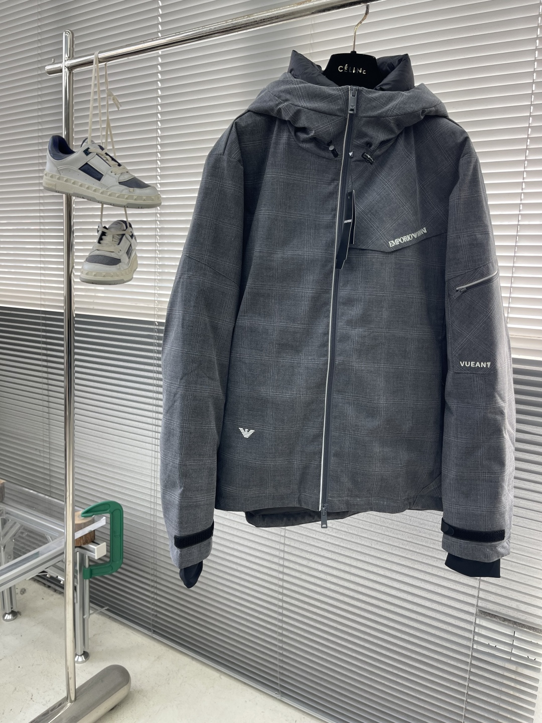 -EA 阿玛泥 25年冬装新款羽绒服简约时尚通勤羽绒服 顶级进口锦纶面料 质感很轻柔 超级好版型 上身超