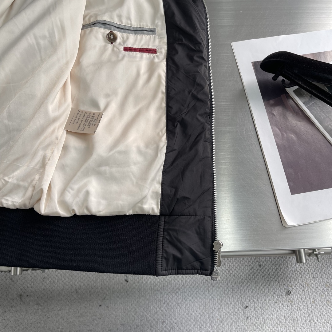 -BC 新款翻领棉服外套中间一层薄棉 面料特别柔软舒适面料 聚酯纤维里料 聚酯纤维尺码：48-56 48