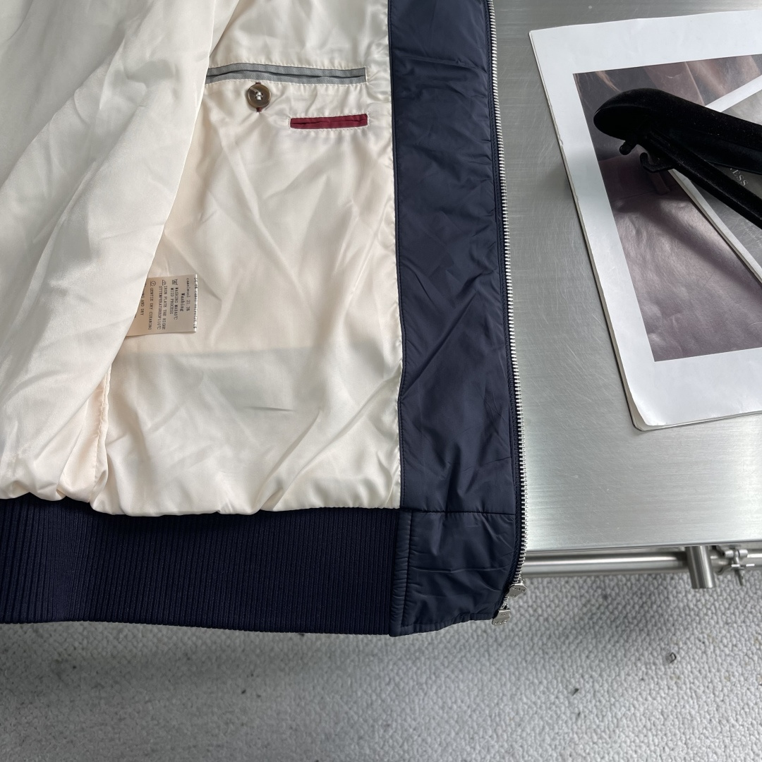 -BC 新款翻领棉服外套中间一层薄棉 面料特别柔软舒适面料 聚酯纤维里料 聚酯纤维尺码：48-56 48