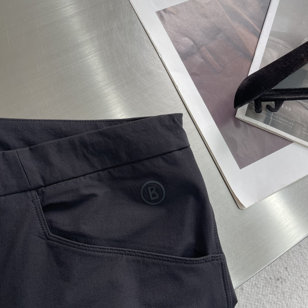 -Balmai* 巴尔曼 商务休闲必备，。细节拉满，工装侧边拉链。膝盖立体设计。 这款户外+商务版型。裁