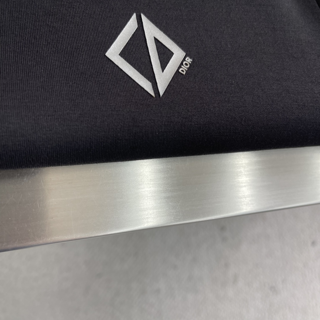 -Dio 黑色反光印花卫衣材质 羊毛莫代尔尺码：48-56 48 50 52 54 56衣长63 65 