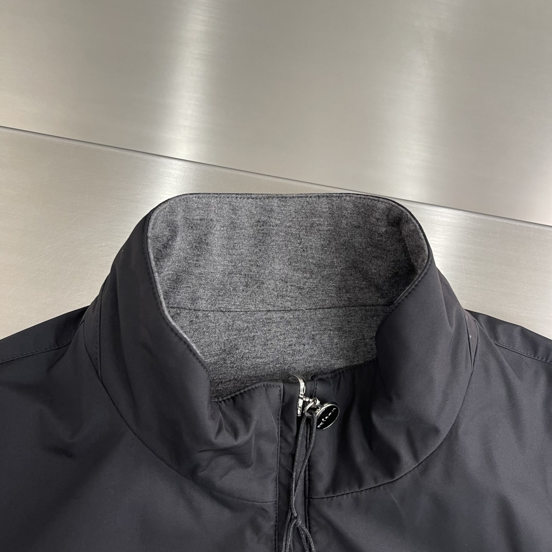 -Kiton 拉链双面穿立领外套材质 面料 聚酯纤维 里料 羊绒 聚酯纤维尺码：48-56 48胸围11