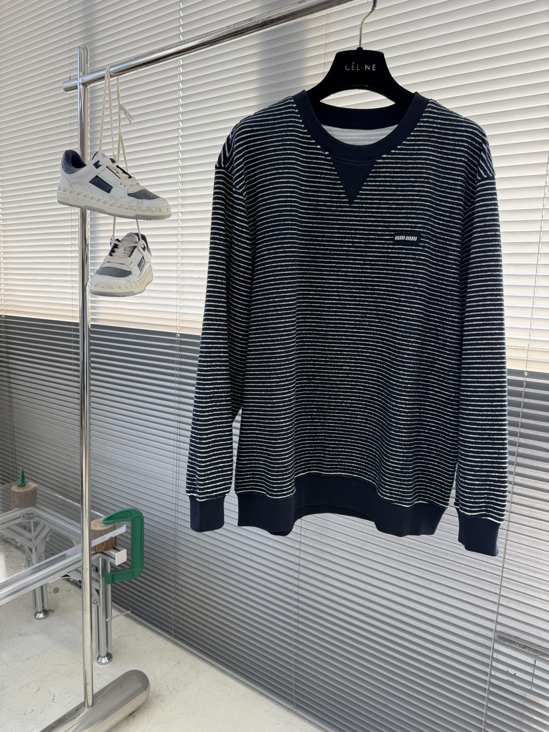 -miu miu 2025秋冬新款条纹长袖 爆款定制纯棉面料 重工洗水，面料舒适🈶️质感 码数：S-XX