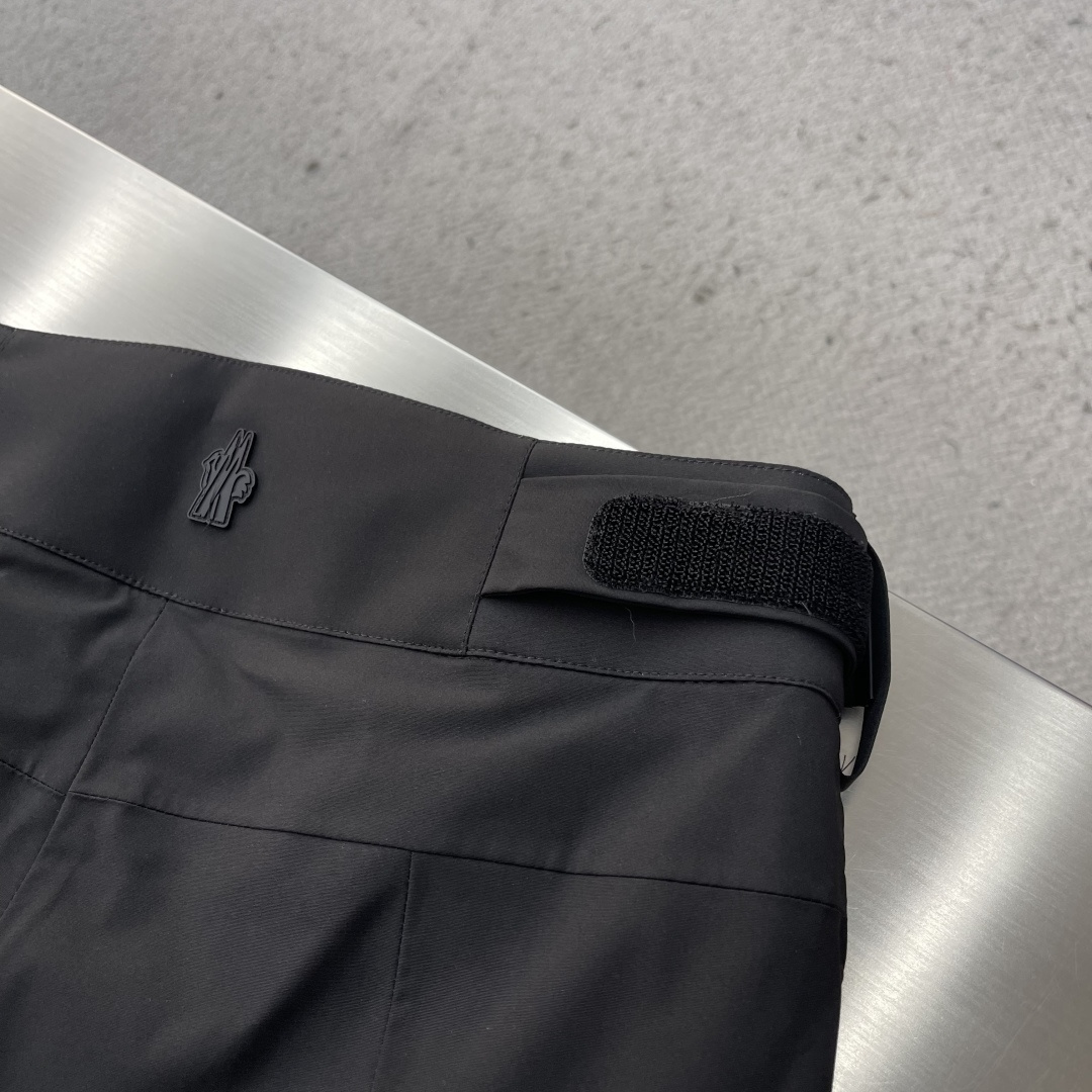 -MONCLER GRENOBLE 女士新款 滑雪系列 户外运动裤 码数：0/1/2 腰围。  86。	90。	92 臀