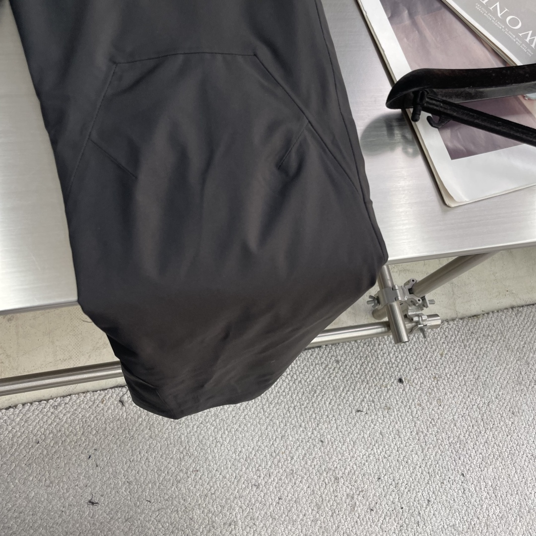 -MONCLER GRENOBLE 女士新款 滑雪系列 户外运动裤 码数：0/1/2 腰围。  86。	90。	92 臀