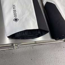 -MONCLER GRENOBLE 女士新款 滑雪系列 户外运动裤 码数:0/1/2 腰围。 86。 90。 92 臀 -MONCLER GRENOBLE 女士新款 滑雪系列 户外运动裤 码数:0/1/2 腰围。 86。 90。 92 臀