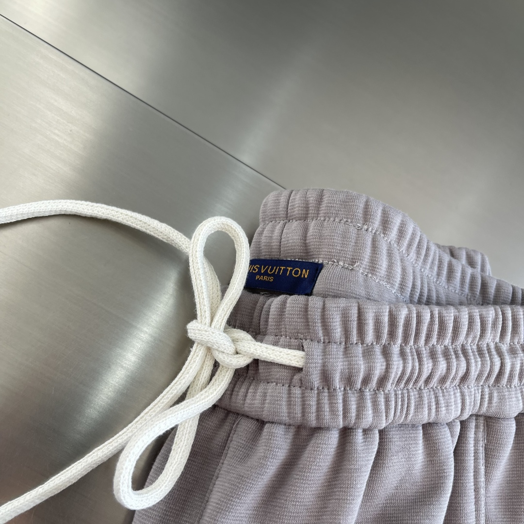 -驴牌 2025ss秋冬新品 男士精品休闲裤顶级面料休闲裤，最新款。上身版型无敌正!绝对可以闭眼收的一款