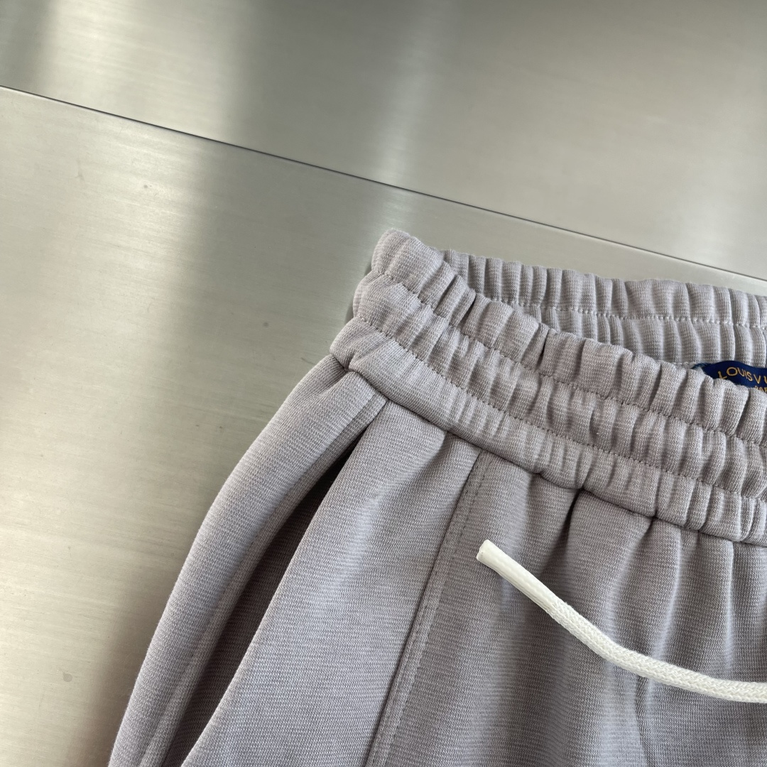 -驴牌 2025ss秋冬新品 男士精品休闲裤顶级面料休闲裤，最新款。上身版型无敌正!绝对可以闭眼收的一款