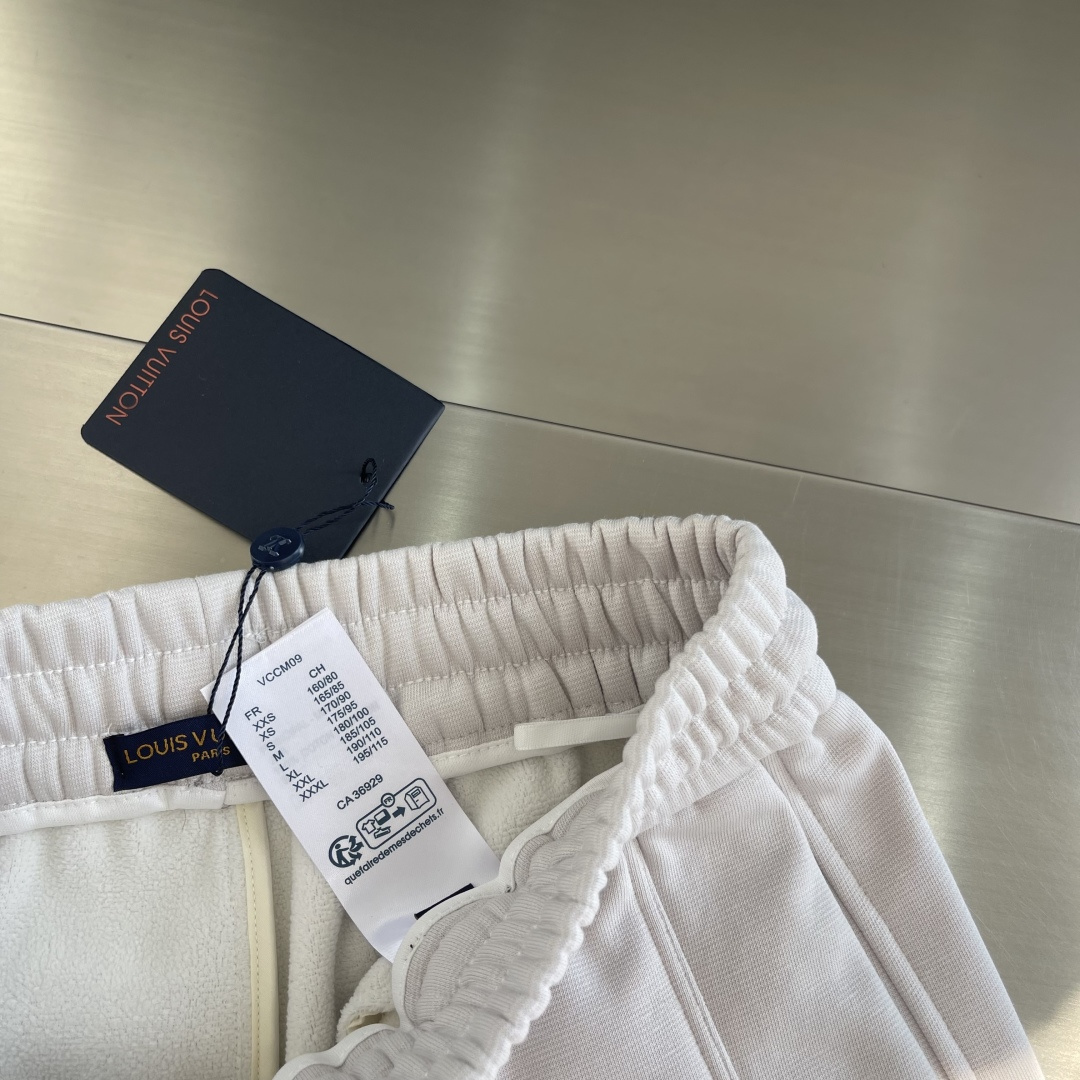 -驴牌 2025ss秋冬新品 男士精品休闲裤顶级面料休闲裤，最新款。上身版型无敌正!绝对可以闭眼收的一款