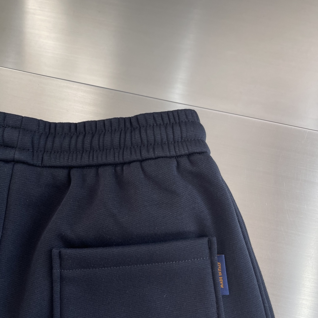 -驴牌 2025秋冬【新品】新款抓绒卫裤，纯色净版，休闲百搭！客供定制品牌刻印五金配件，彰显品牌格调，1