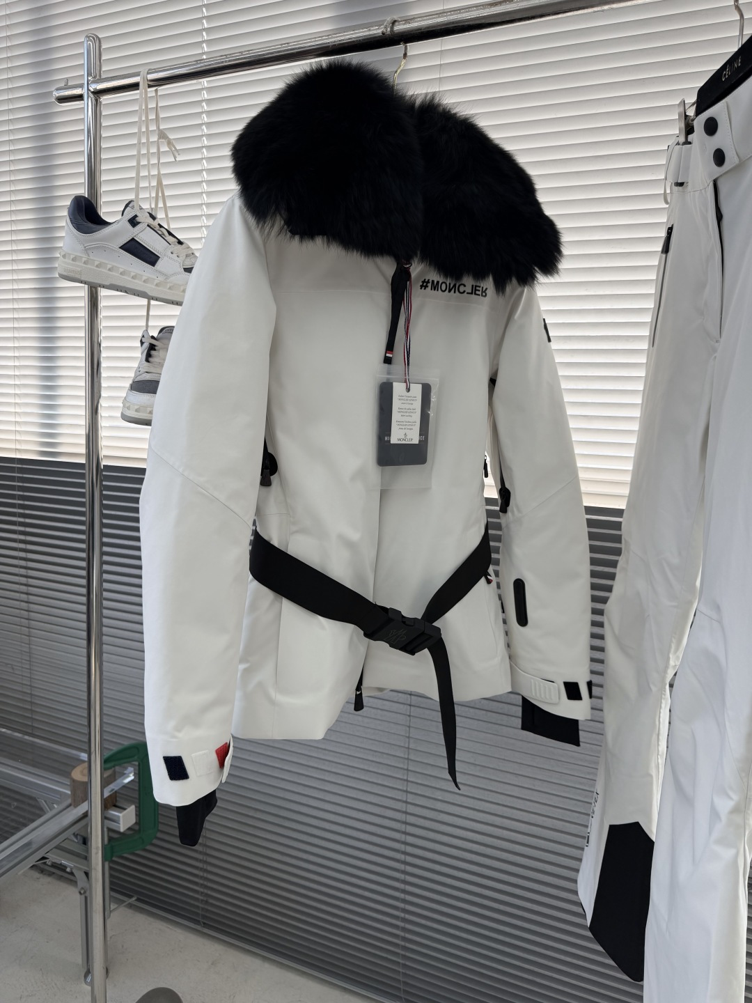 -MONCLER GRENOBLE 女士新款 滑雪系列 户外运动裤 码数:0/1/2 腰围。 86。 90。 92 臀 -MONCLER GRENOBLE 女士新款 滑雪系列 户外运动裤 码数:0/1/2 腰围。 86。 90。 92 臀