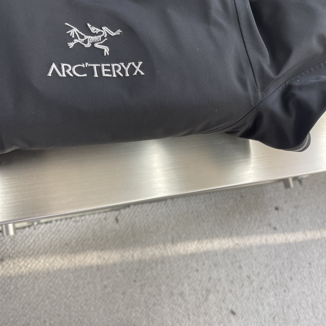 -🐦 鸟家 王炸款三合一冲锋衣羽绒服了来了！一衣三穿！内胆带logo轻薄户外级羽绒服！外层是天花板级别鸟