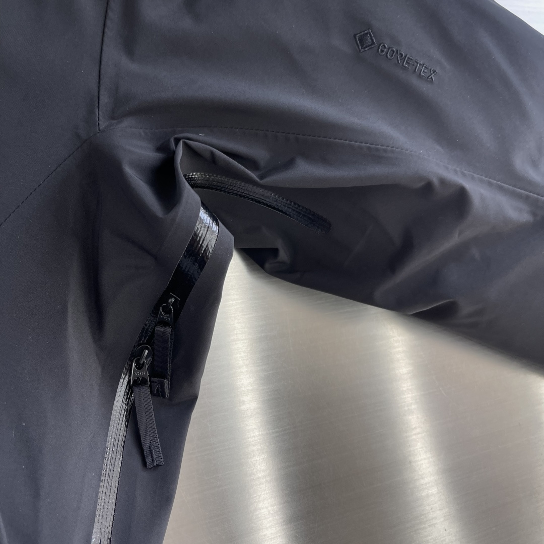 -🐦 鸟家 王炸款三合一冲锋衣羽绒服了来了！一衣三穿！内胆带logo轻薄户外级羽绒服！外层是天花板级别鸟