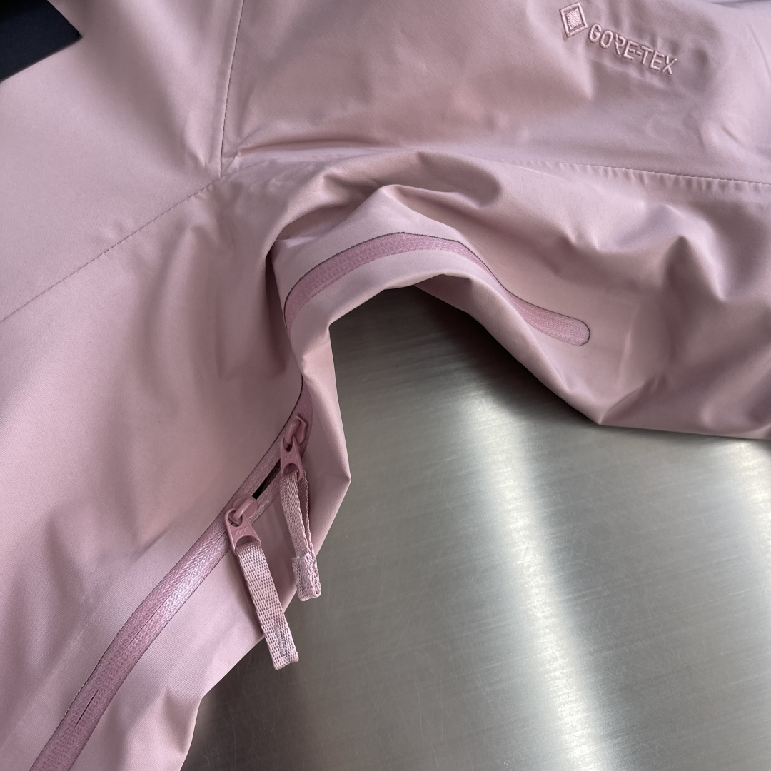 -🐦 鸟家 王炸款三合一冲锋衣羽绒服了来了！一衣三穿！内胆带logo轻薄户外级羽绒服！外层是天花板级别鸟